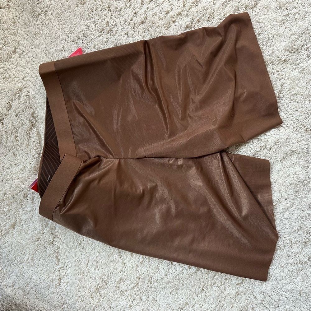 NWT Spanx Brown Shaping Shorts SPANXshape  Invisible Girlshort Chestnut Brown - Picture 5 of 6